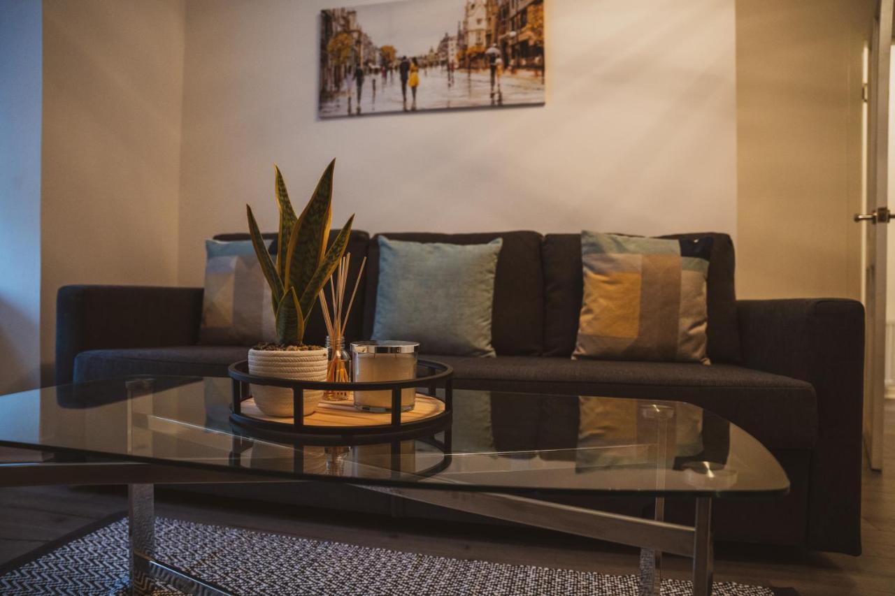 1 Bedroom Flat With Easy Parking/Public Transport دندي المظهر الخارجي الصورة