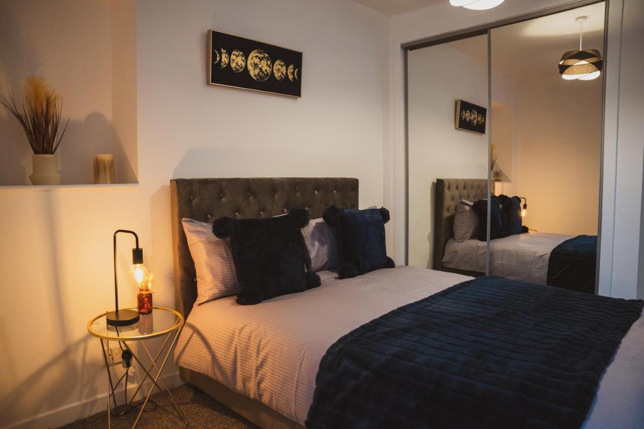 1 Bedroom Flat With Easy Parking/Public Transport دندي المظهر الخارجي الصورة