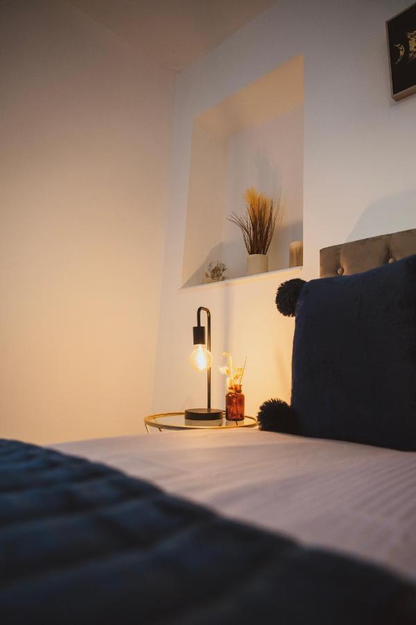 1 Bedroom Flat With Easy Parking/Public Transport دندي المظهر الخارجي الصورة